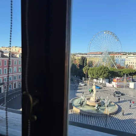 Place Massena Vieux - Situation Ideale ニース